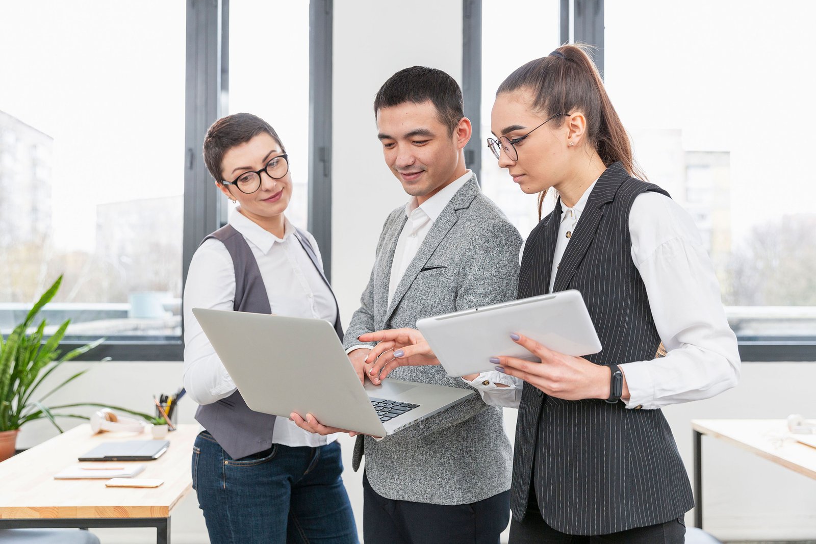 group entrepreneurs working together